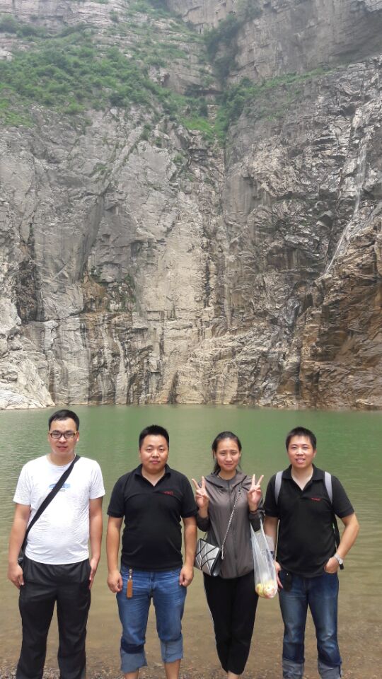 盛夏辉县宝泉的山、水、人